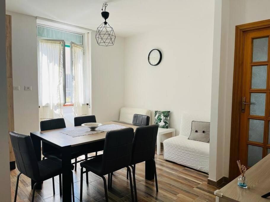 Nina'S House Apartment Fertilia Bagian luar foto